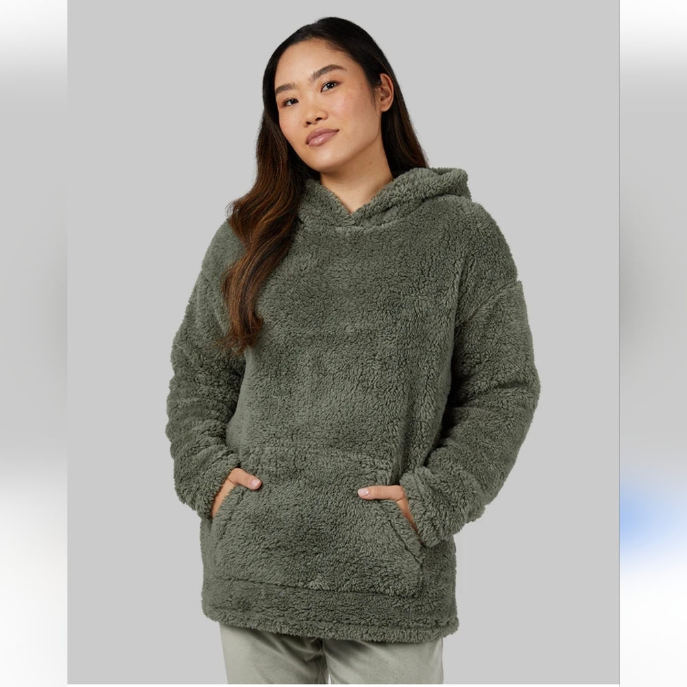 Women's Sherpa Hoodie Pullover Pockets   Soft Medium New with Tags